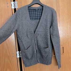 Cute Grey cardigan